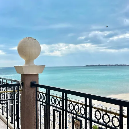 Golden Rainbow - Private - Bsr - 2 Apartment *